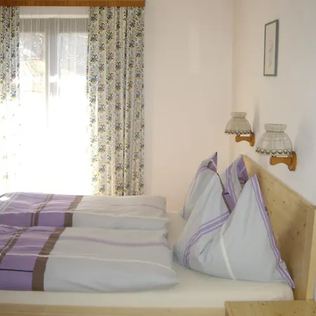 Haus Gsenger أبين ايم بونغاو
